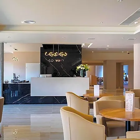 Krol Plaza & Wellness Курортный комплекс Ярославец